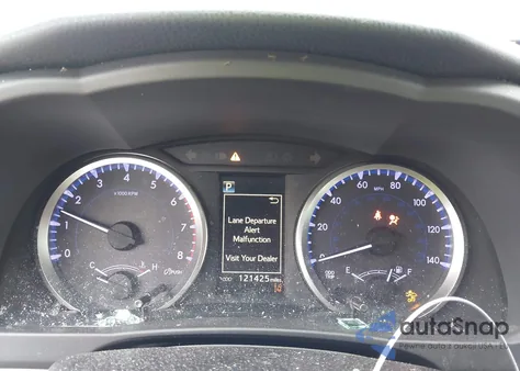 2018 Toyota Highlander Le z USA, uszkodzony, nr VIN 5TDZARFH1JS035215